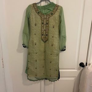 Indian Pakistani suit